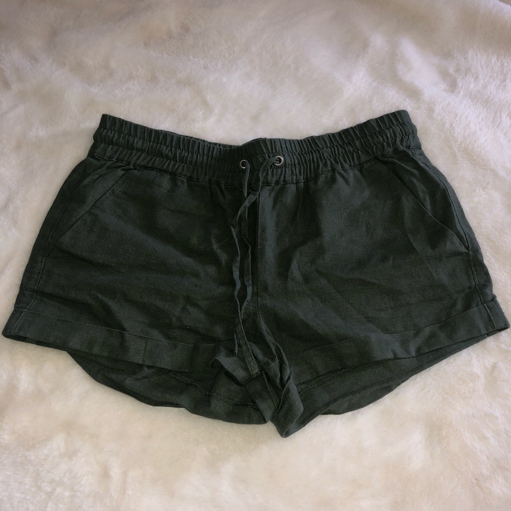 Dark green shorts. Size medium!